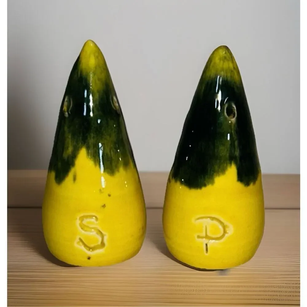 Vintage Ineke Pottery cruet‎ set Victoria, Canada. Oil, Salt, Pepper, Condiment